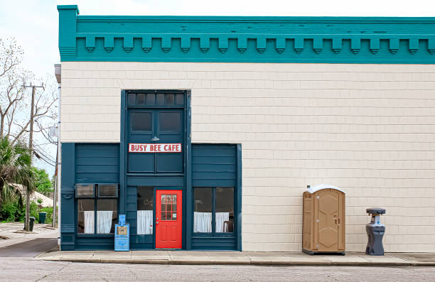 Best Portable toilet rental cost  in Forreston, IL